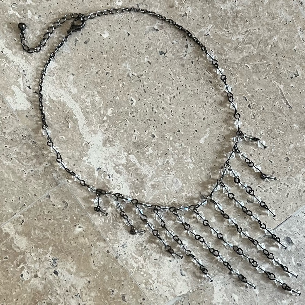 CRYSTAL GUNMETAL FRINGE CHOKER